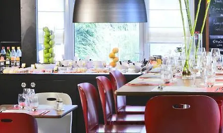 Hotel Campanile Mulhouse - Ile Napoleon 3*