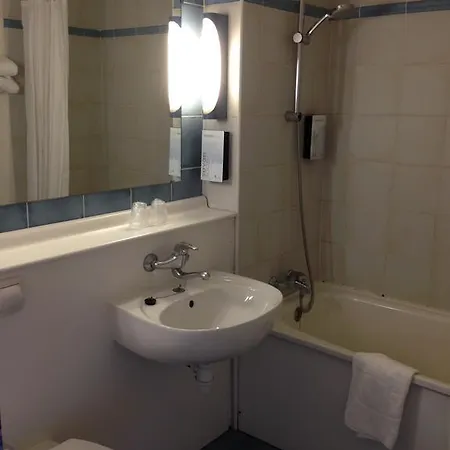 Hotel Campanile Mulhouse - Ile Napoleon 3*