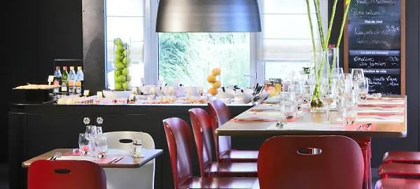 Hotel Campanile Mulhouse - Ile Napoleon 3*