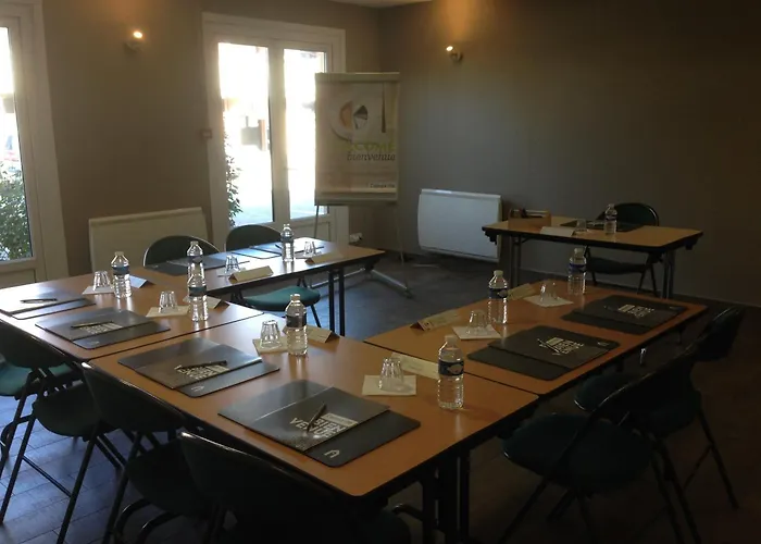 Hotel Campanile Mulhouse - Ile Napoleon 3*